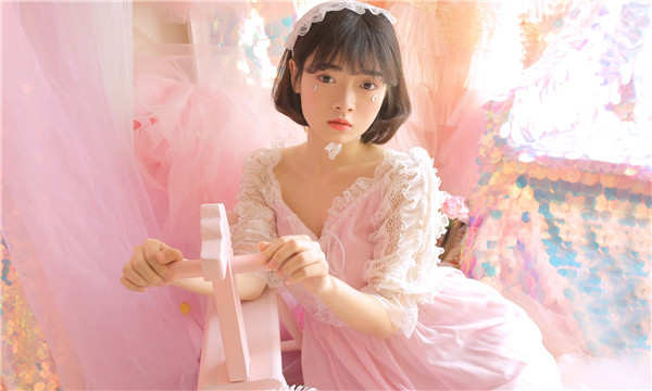 锡林郭勒供卵试管代怀生子多少钱？这一直是很多不孕不育家庭关注的话题。在中国，不孕不育的发生率越来越高，根据《中国不孕不育现状调研报告》显示，育龄夫妇的不孕不育率从20年前的3%增长至现在的12.5%-18.2%，患者人数高达6000万以上。在这样的背景下，许多家庭通过供卵试管来实现自己的生育梦想。那么，供卵试管代怀生子的费用到底是多少呢？